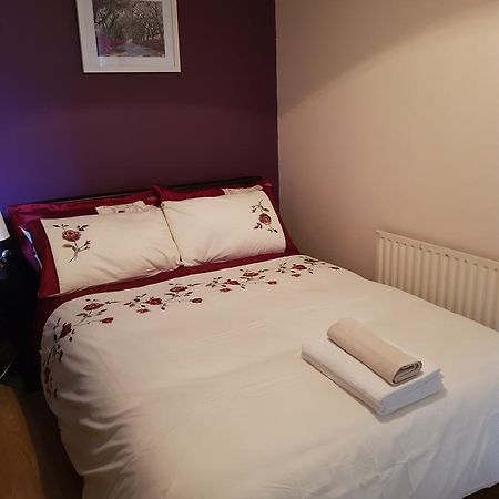 Ashemere Lodge Clondalkin Bagian luar foto